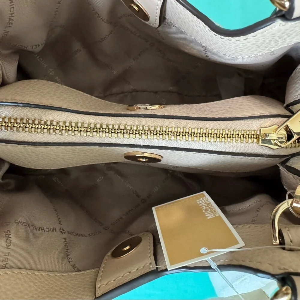 Michael Kors Tan Leather Shoulder Bag - Picture 7 of 9
